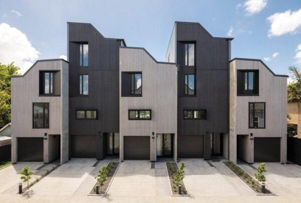 Abodo Vaaro® Fire vertical timber cladding on multi-residential townhouses